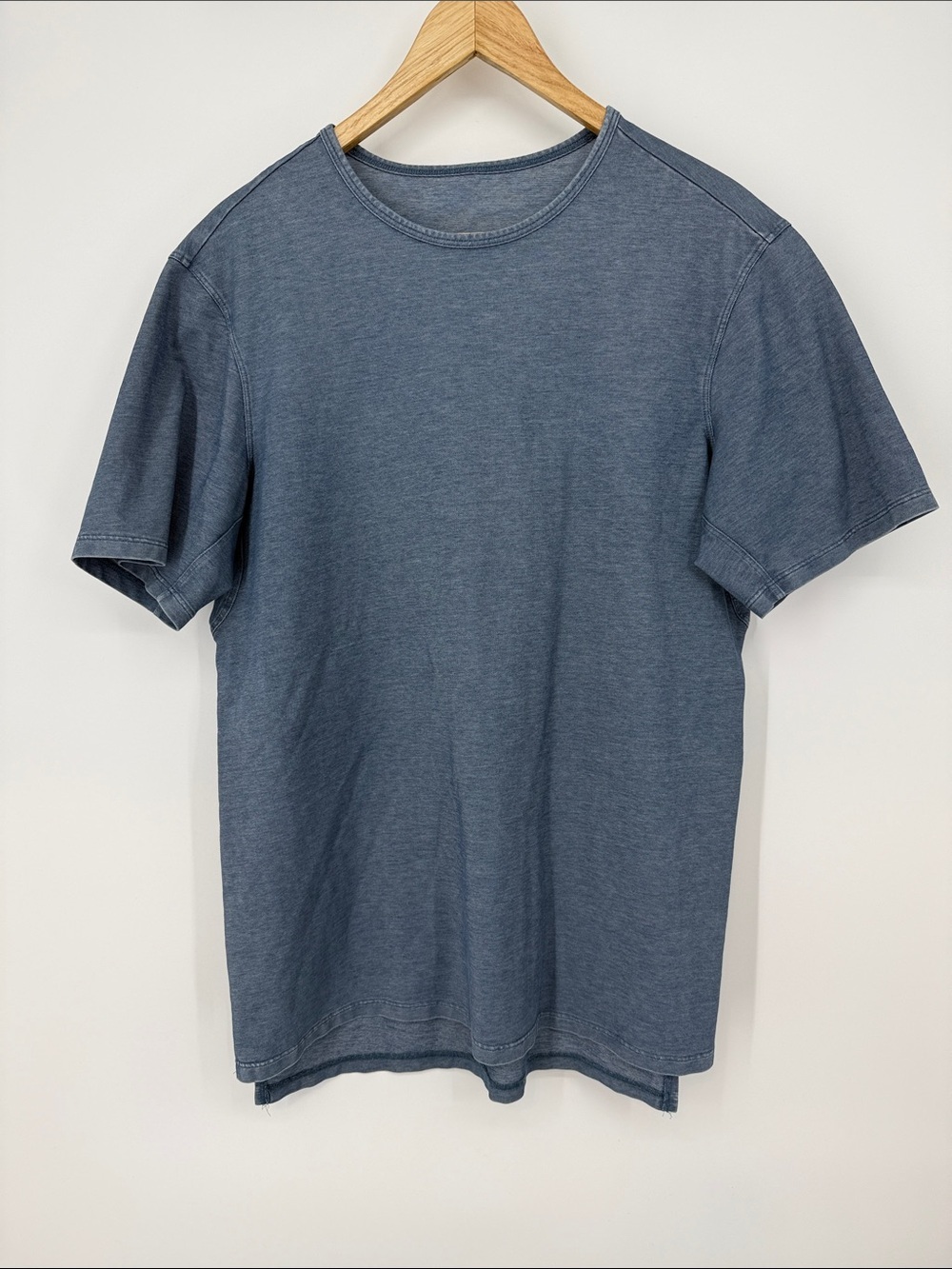 Lululemon Classic Crewneck Men's T-Shirt in Slate Blue